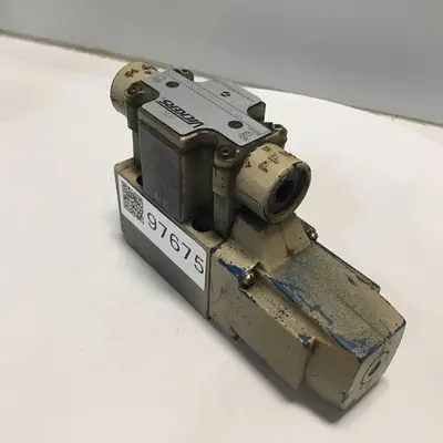 USED VICKERS DG4V32APLT10JAS329