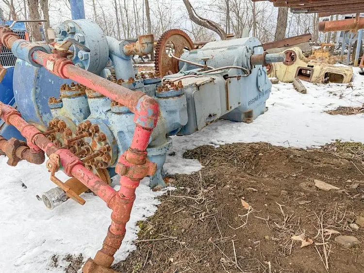 Used GARDNER DENVER FXD-172 DUPLEX MUD PUMP Piston Pumps Pennsylvania US | East West Machinery & Drilling #1417921