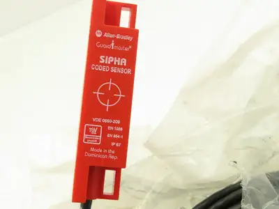 Allen Bradley 440N-S32039 SensaGuard Safety Non Contact Switch No Actuator