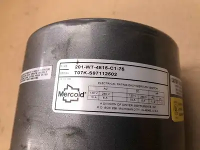 Mercoid 201-WT-4815-C1-75 Flanged Chamber Liquid Level Control