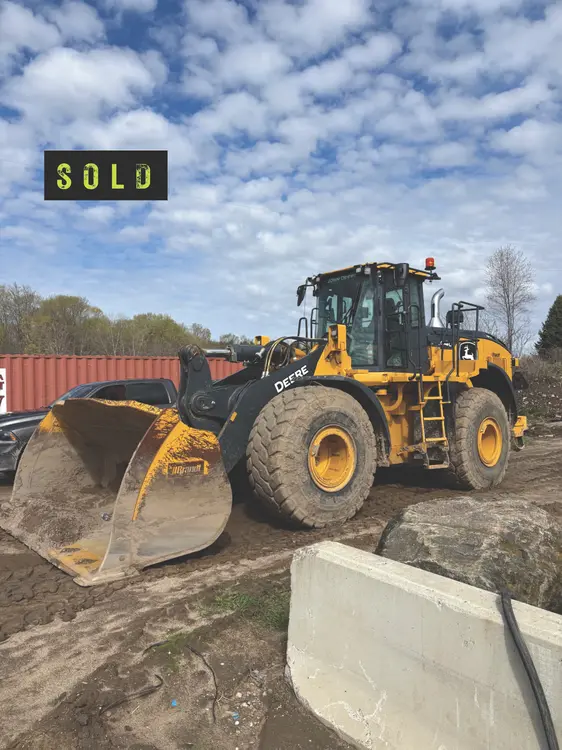 Used 2022 JOHN DEERE 744L Wheel Loaders Ontario CA | Title Equipment & Recreation Inc. #1268475