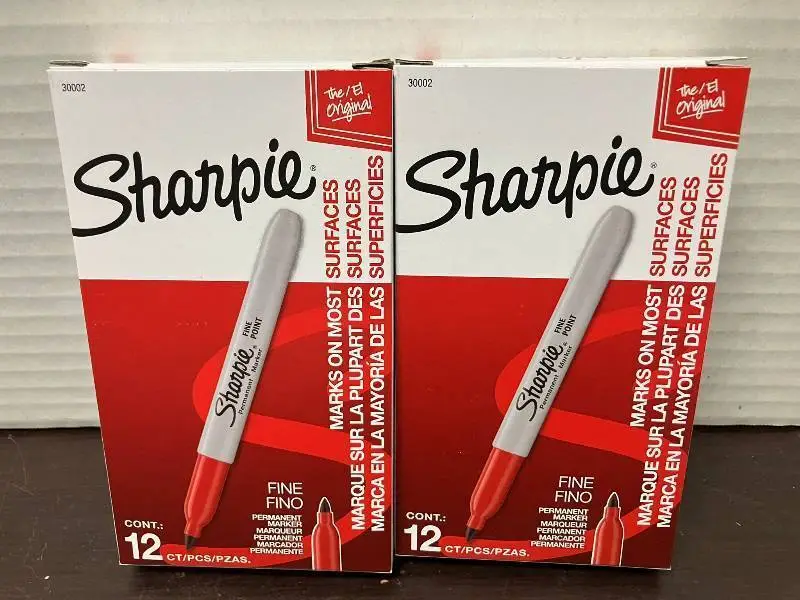 Red Sharpie Fine Markers