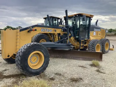 USED 2019 Deere 872G