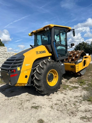 XCMG XS115PDG Single Drum Vibratory Roller | Iron Listing (10)