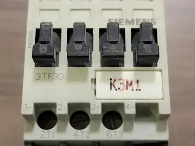 USED SIEMENS 3TF3000-0A