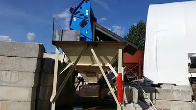 USED 2015 DESITE ASM SLG-78