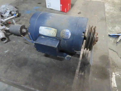 7.5 hp Leeson Electric Motor,  33450 rpm, 3 phase, Frame 1184T