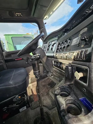 2013 KENWORTH T400 Commercial trucks | Iron Listing (18)