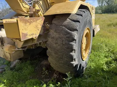 USED 1986 CATERPILLAR 613
