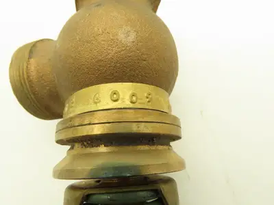 Johnson Controls V-3752-6009 1" Steam Union Angle Valve 3-6 PSI *READ*