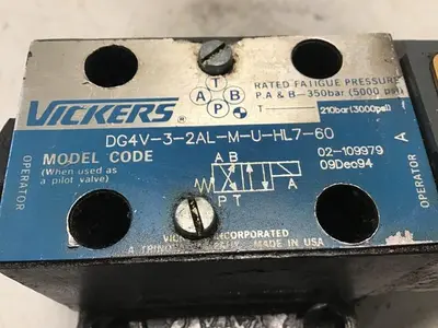 USED VICKERS DG4V-3-2AL-M-U-HL7-60