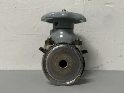 USED ITT CF3M H2 DIAPHRAGM VALVE W/ 1/2" SANITARY FITTING & 2" OD