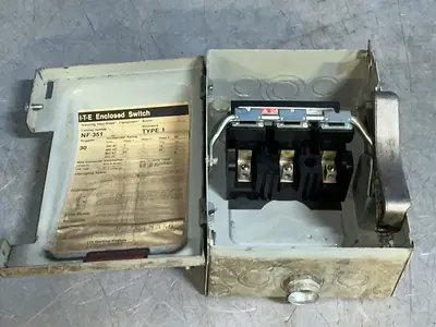 Used SIEMENS NF351 Switchgears Ohio US | HGR 24 #1288724