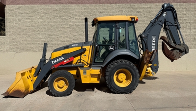 USED 2022 Deere 310SL