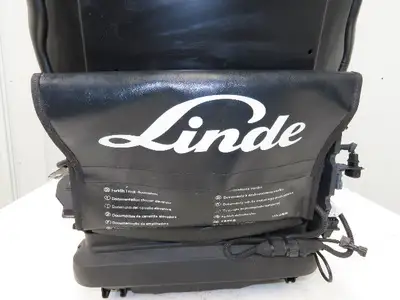Grammer Forklift Seat Black Vinyl Adjustable Removed From Linde 1114891