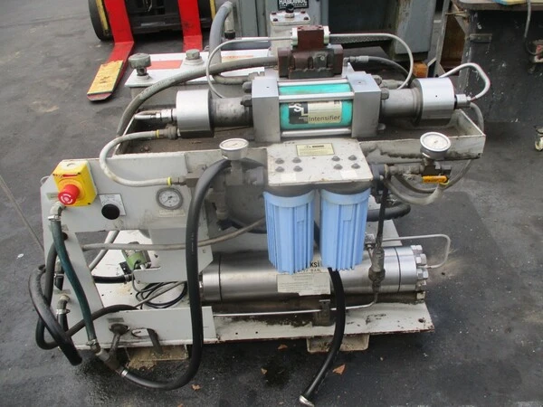 Used FLOW _UNKNOWN_ Waterjet Cutters | TNT Industrial #399733