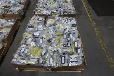 5 PALLETS OF ASSORTED SOURIAU PLUG KITS