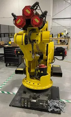 USED FANUC M-900IA 260L