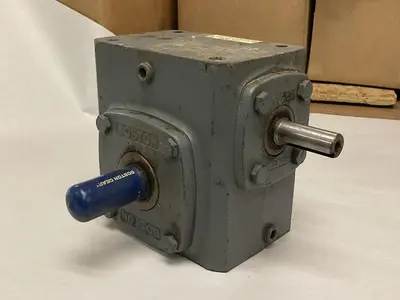 Used BOSTON GEAR 718-20-C Speed Reducers | Surplus Asset Holdings #1204403