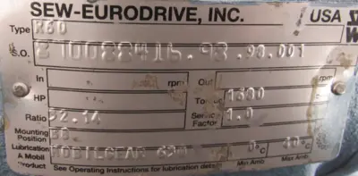 NEW SEW EURODRIVE R60 GEAR REDUCER 32.14:1 870088416.98.98.001