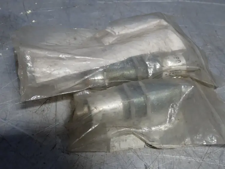 Used SYRON SMT04203 Proximity Sensors Ohio US | HGR 24 #879708