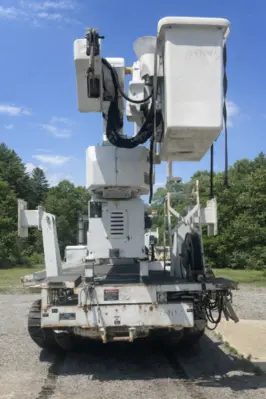 Used 2008 VERSALIFT VST-9000-E100 Articulating Boom Lifts Pennsylvania US | National Lift Equipment #1381518