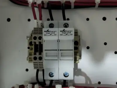 USED EATON SVX005A1-5A4N1