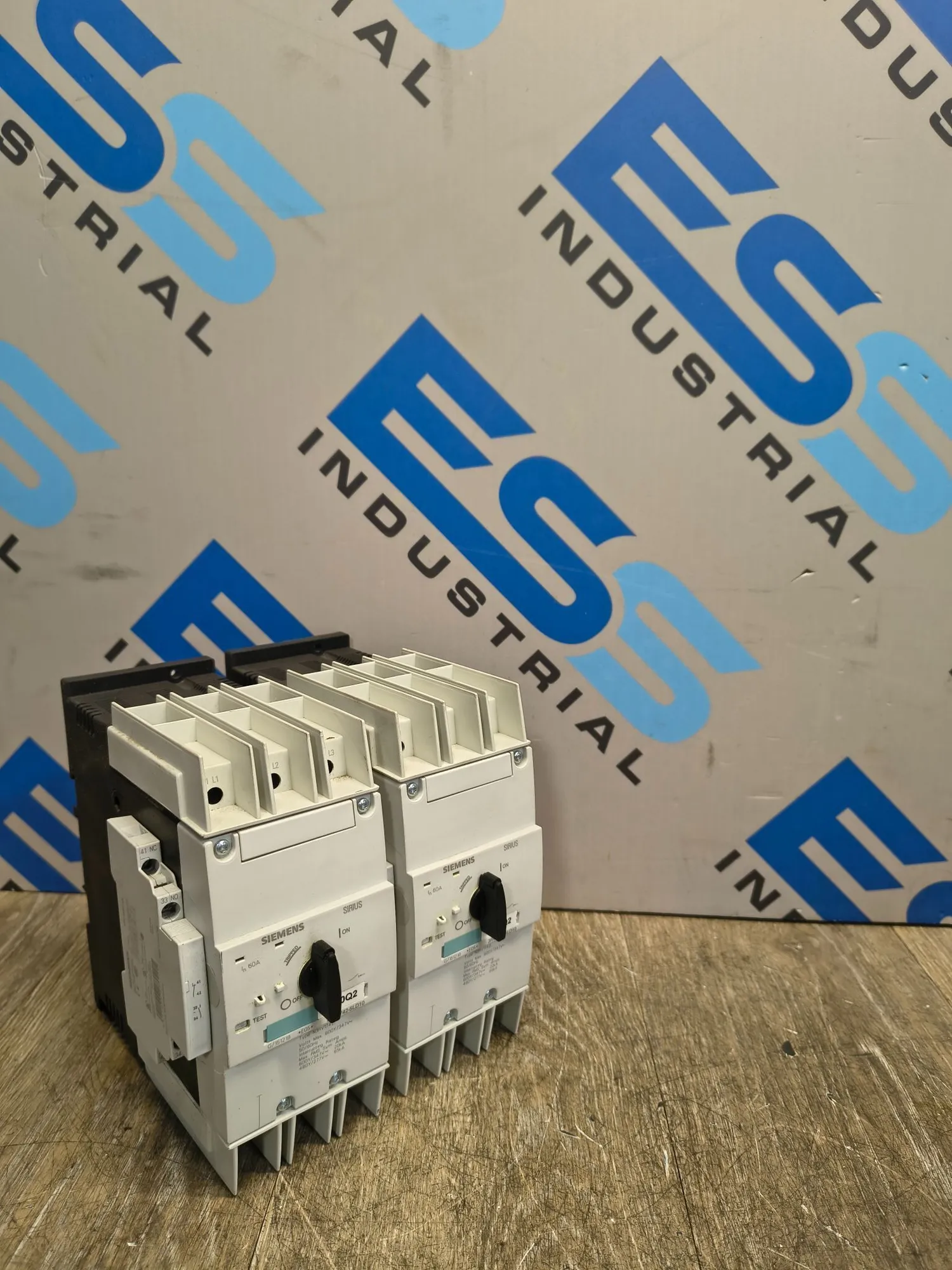 USED SIEMENS 3RV1742-5LD10