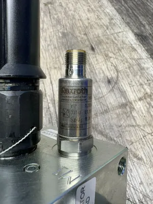REXROTH R900709596 Pumps & Hydraulics | ESS Industrial Equipment Sales (10)