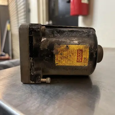 Used VICKERS 195053 Solenoid Valves Ohio US | Surplus Asset Holdings #1578772