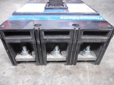USED THOMAS & BETTS E