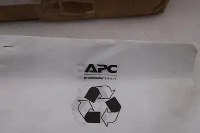 NEW SCHNEIDER ELECTRIC APC RBC7 NON-SPILLABLE BATTERY 17AH 12 VAC STOCK 5443