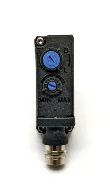 PZ-G61CP | Keyence  Square Retro-Reflective Photoelectric Sensor - Used