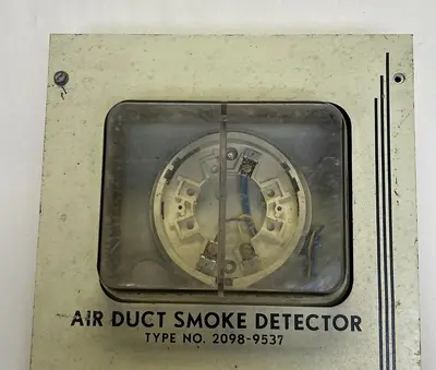 Used SYSTEM SENSOR 2098-9537, Miscellaneous Equipment (Electrical & Power) Ohio US | Surplus Asset Holdings #1246455