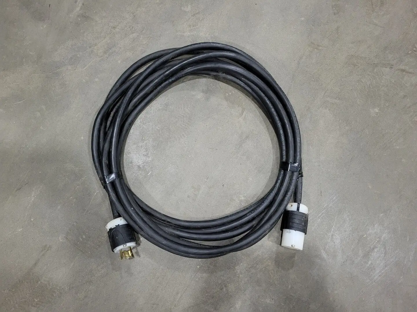 25 ft SOOW Power Extension Cord 10/3 AWG Conductor 600V