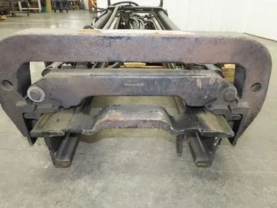 Yale Electric Forklift Mast 3-Stage Class 2 Sideshift 16" Carriage 4-1/2" Mount