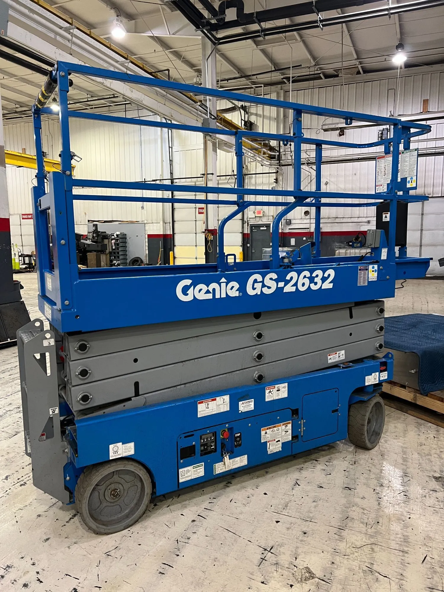 USED 2019 GENIE GS-2632