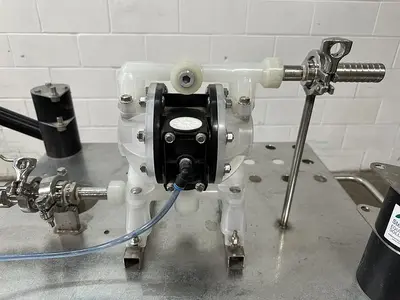 USED SANDPIPER PUMPS T1F