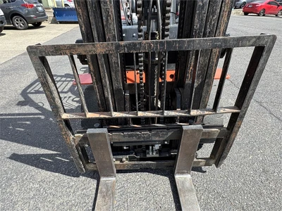 Used 2015 UNILEV UT25P Liquid Propane Forklifts Oregon US | MachineryMax #1341178