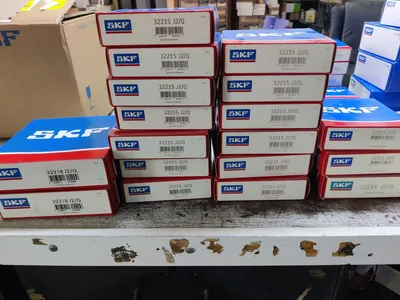 NEW SKF Tapered roller bearing