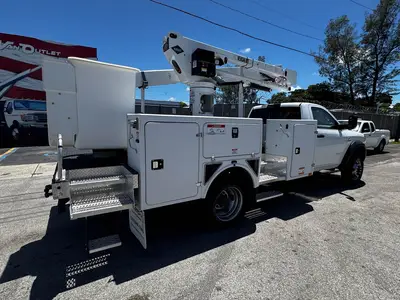Used 2020 RAM 5500 Bucket (boom) trucks Florida US | Truck and Van Outlet #1509213