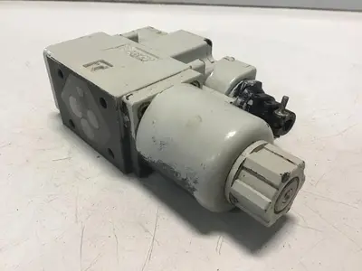USED NACHI SSG01-A04-GR-D2-9331A