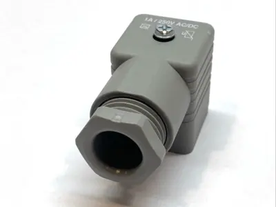 USED SMC 2-PORT SOLENOID VALVE HEATED WATER PILOT OPERATED IP65