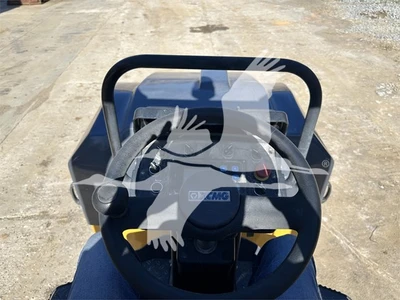 USED 2022 XCMG XMR303S