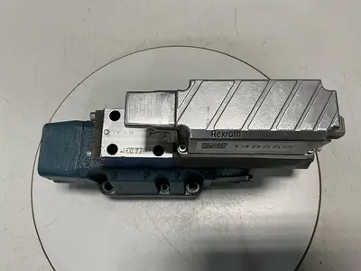 USED BOSCH 0 811 404 615
