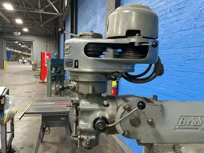 Used BRIDGEPORT 06534 Vertical Mills Ohio US | HGR 24 #1478362