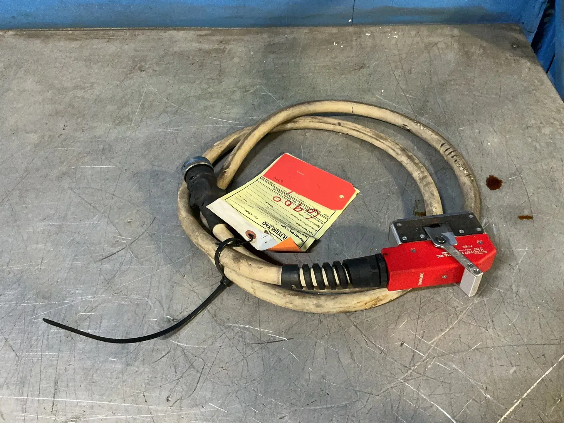 Used TEST PRODUCTS 205550063907 Connector Accessories Ohio US | HGR 24 #1300073