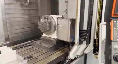 USED 2010 MAZAK VTC800E/30-SR