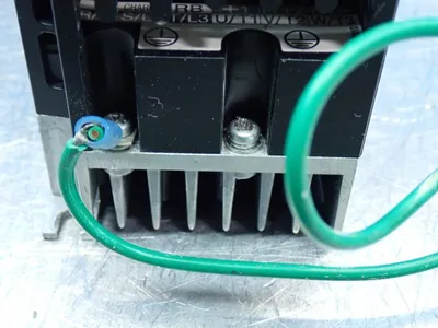 USED OMRON 3G3MX2A2004V1