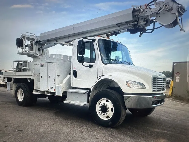 Used 2016 FREIGHTLINER ALTEC Truck-Mounted Cranes Minnesota US | Carco Truck & Equipment #1514321